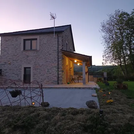 Casa Os Prados Da Albela Maison d'hôtes Tríacastela
