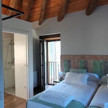 Casa Os Prados Da Albela * Tríacastela