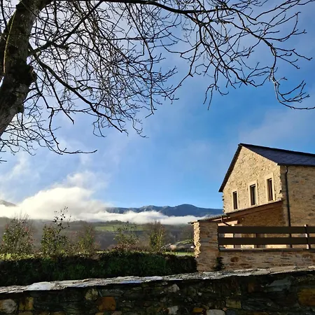 Casa Os Prados Da Albela Maison d'hôtes *
